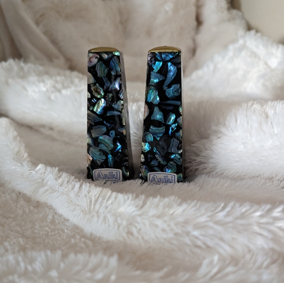 Ariki Abalone Shell Salt and Pepper Shakers - Picture 1 of 7